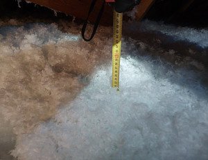 Zateplení stropu pomocí foukané izolace